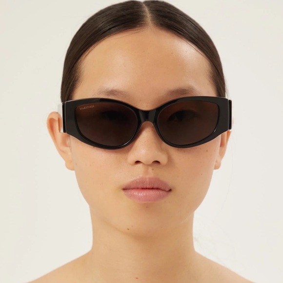 NEW BB0258S 001 OVERSIZED BALENCIAGA BLACK SUNGLASSES - Picture 3 of 15